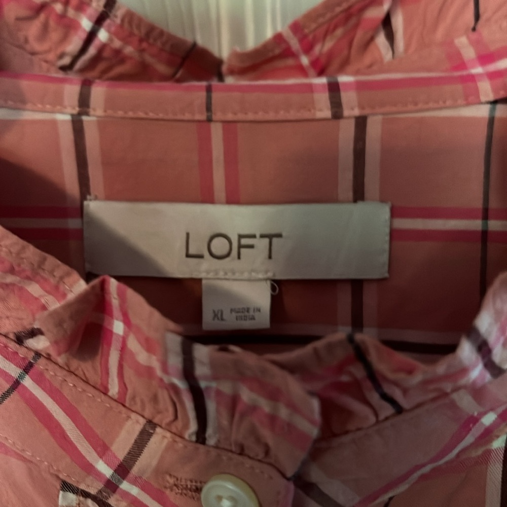 Loft long sleeve plaid XL ruffle front Blouse - Picture 2 of 3